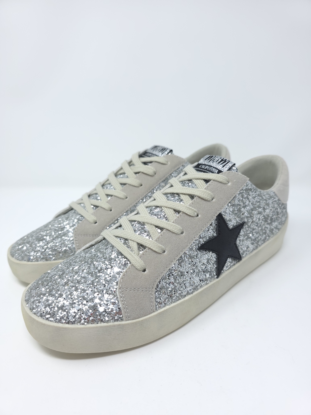 Mi.iM Miracle Miles Silver Glitter Star Sneakers • Size 10 ☆ NEW ☆